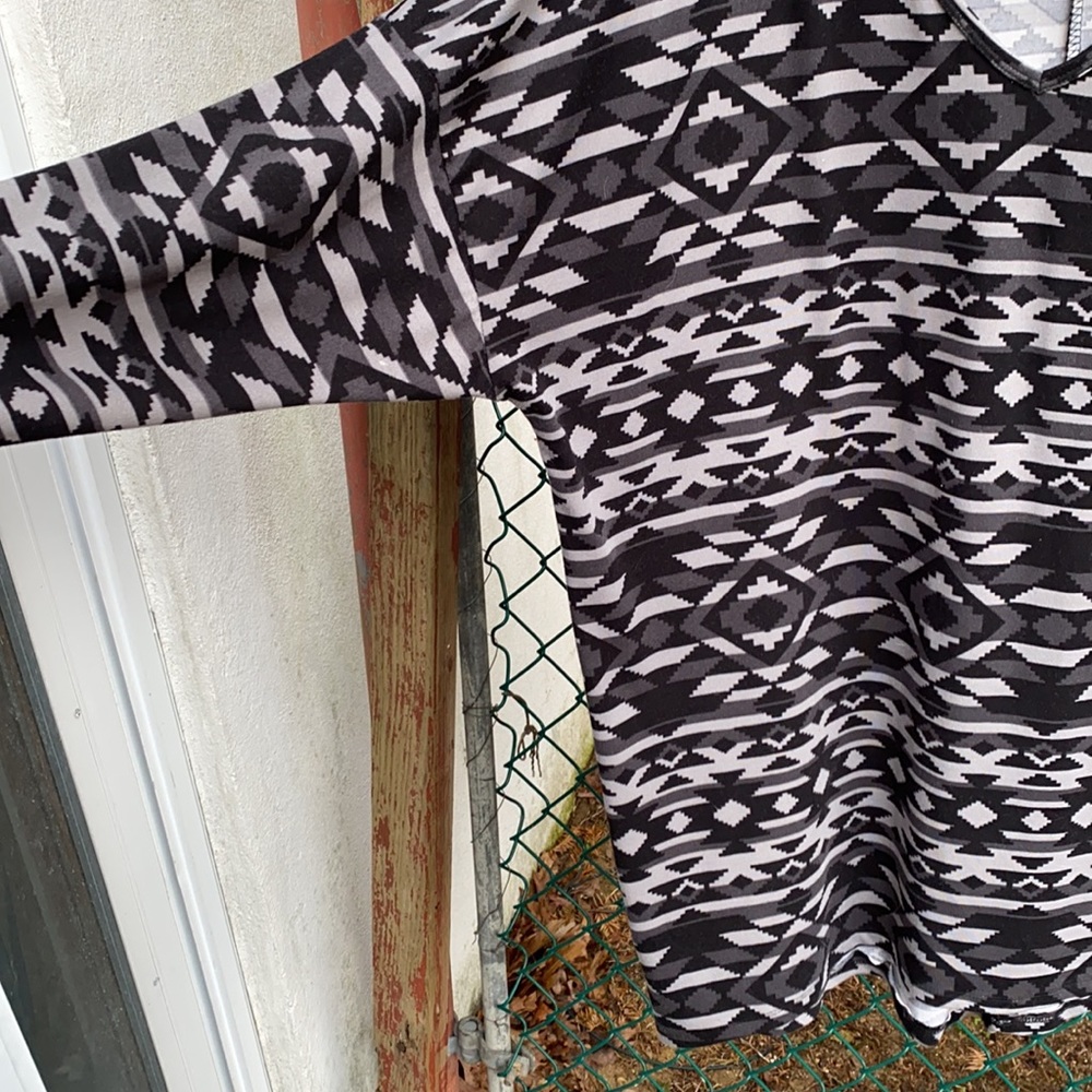 Long Sleeve V Neck
